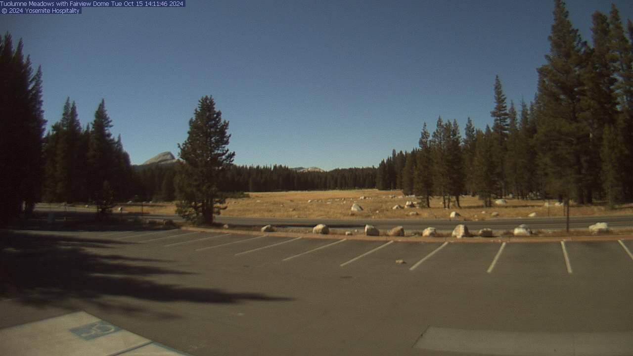 View of Tuolumne Meadows from the Tuolumne Meadows Store